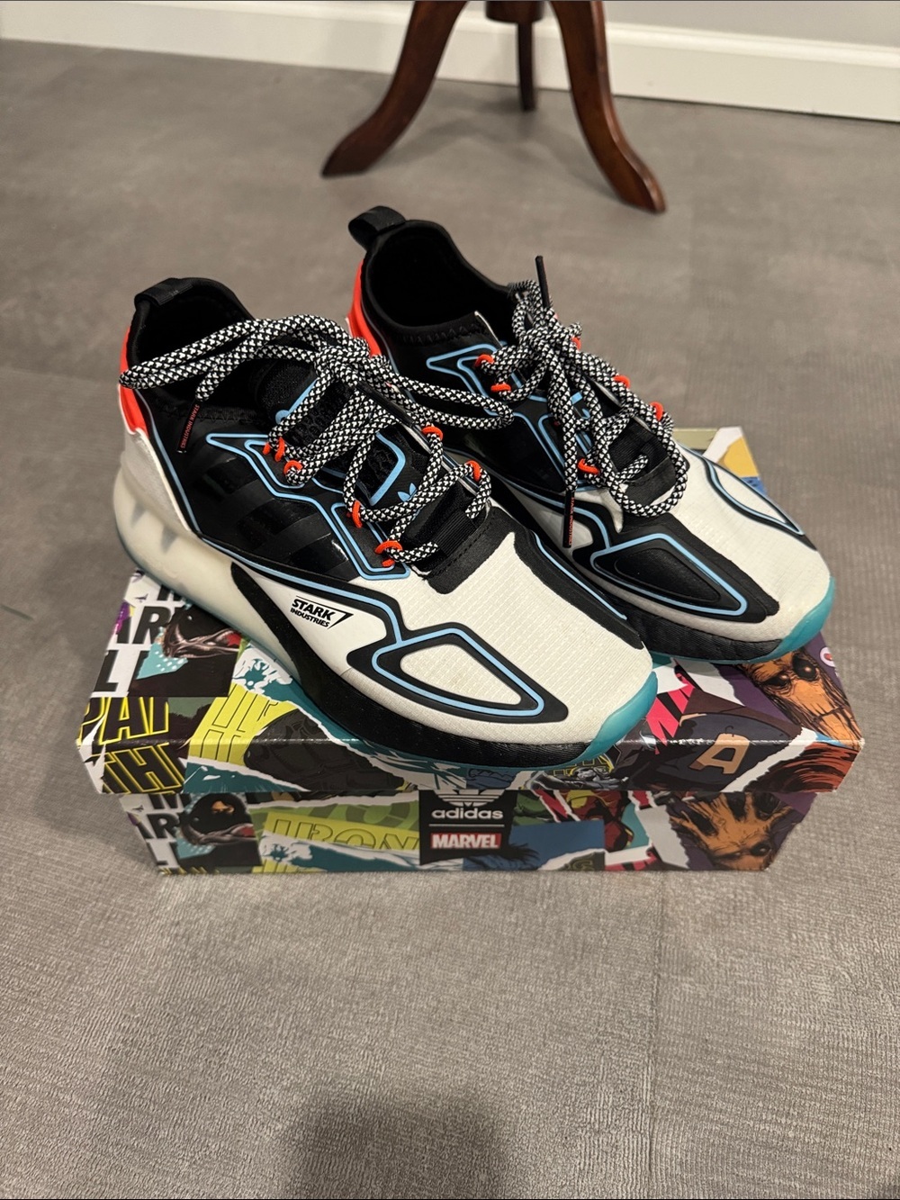 Adidas Marvel Stark Boost Runner Sneakers Size 6 — Black, White, Blue & Red